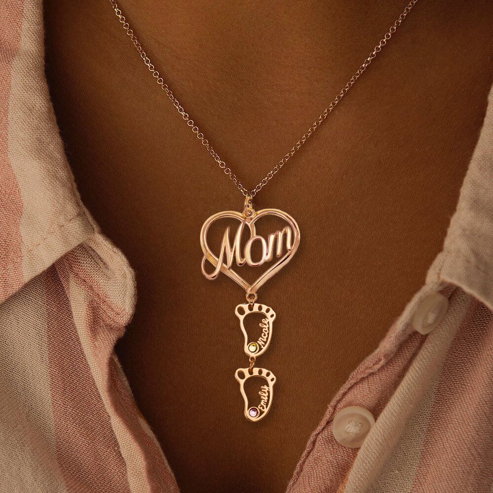 Collar personalizado con nombre de piedras natales con colgante de corazón de mamá con 1-10 encantos de BabyFeet huecos